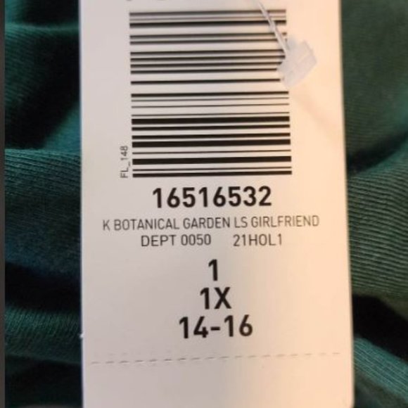 Torrid-Girlfriend Signature Jersey VNeck Long Sleeve Tee - Picture 3 of 3